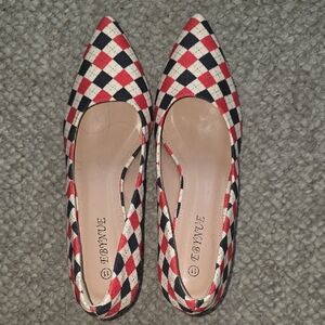 NWOT Women's Checkered Flats - Red and Black